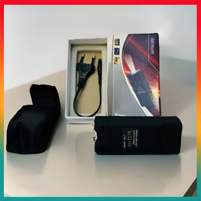 Picture of Type 801 Self-defence Stun or electric device - Black