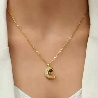 Picture of I LOVE YOU Projection Necklace - Gold