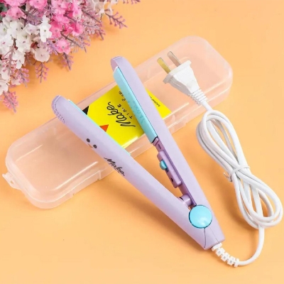 Picture of Portable mini hair straightener - Pink