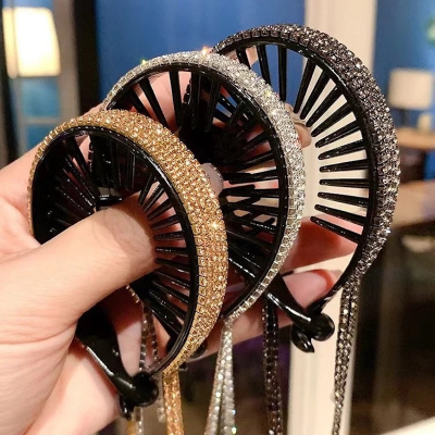 Picture of Ball Head Clip Temperament fixer tassel hair accessories