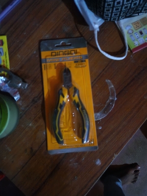 Picture of Mini Cuttin Pliers 5" Heavy Deuty-Black