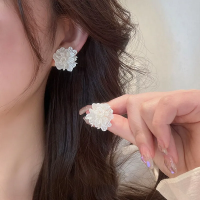 Picture of Korean Style Camellia Flower Stud Earrings – Cute Ice Cracked Resin Design