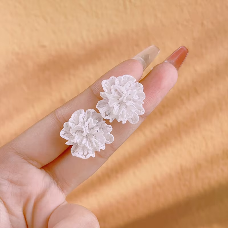 Picture of Korean Style Camellia Flower Stud Earrings – Cute Ice Cracked Resin Design
