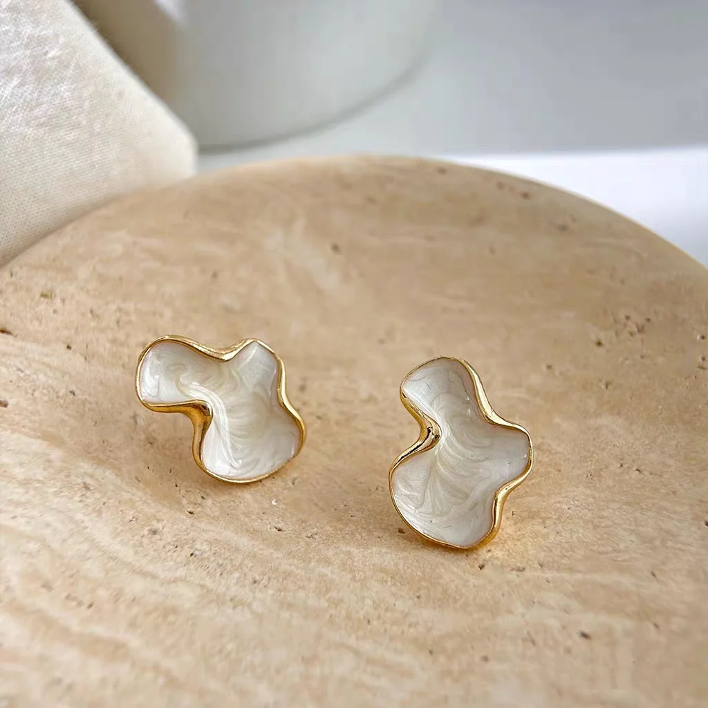 Picture of Abstract White Irregular Cloud Hoop Earrings for Women – Minimalist Gold Alloy Jewelry for Everyday Wear Gold