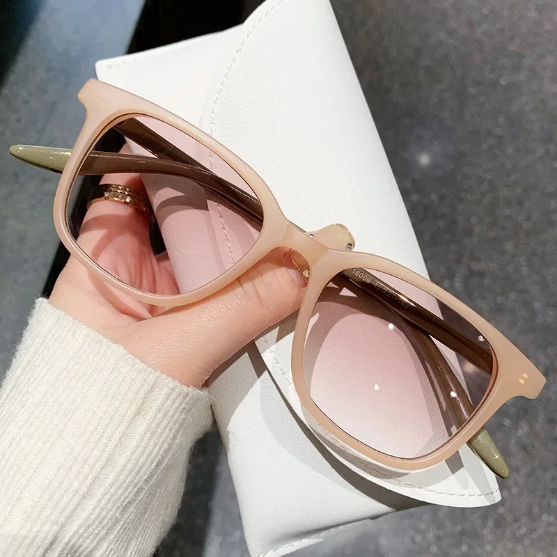 Picture of UV400 Retro Square Sunglasses for Men & Women | Fashion Tawny Lens Sun Glasses | Stylish Summer Eyewear