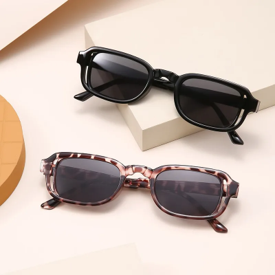 Picture of Premium Vintage Rectangle Sunglasses UV400 - Men Women Designer Fashion Square Frame Anti-Glare