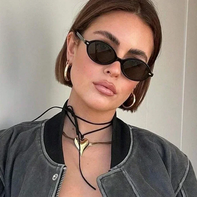Picture of Luxury Retro Small Oval Sunglasses - Vintage Y2K Rivet Shades UV400 Protection Trendy Fashion Eyewear for Female & Male