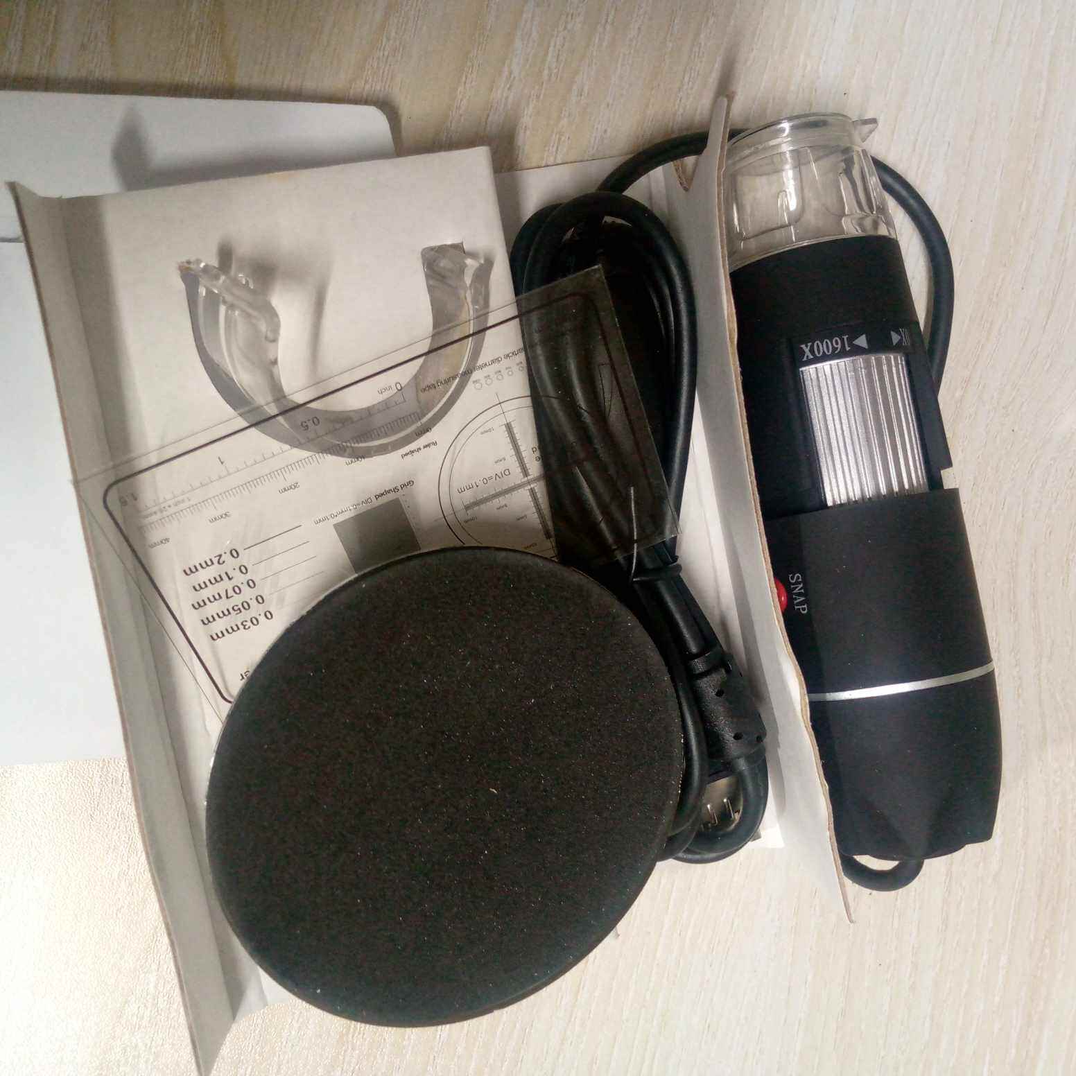 Picture of 1600x Digital Microscope Endoscope 0x-1600x Adjustable USB Camera 2MP 8 LED Magnifier