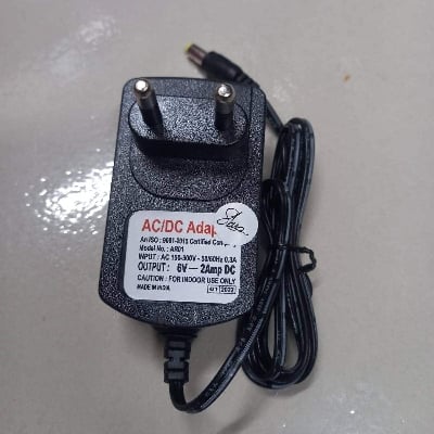 Picture of 6V 2A WHITE/BLACK AC 220V To DC 6V 2A Power Supply Adapters Chargers 6V 2Amp Chargers Adaptors For Camera LED Strip Lights