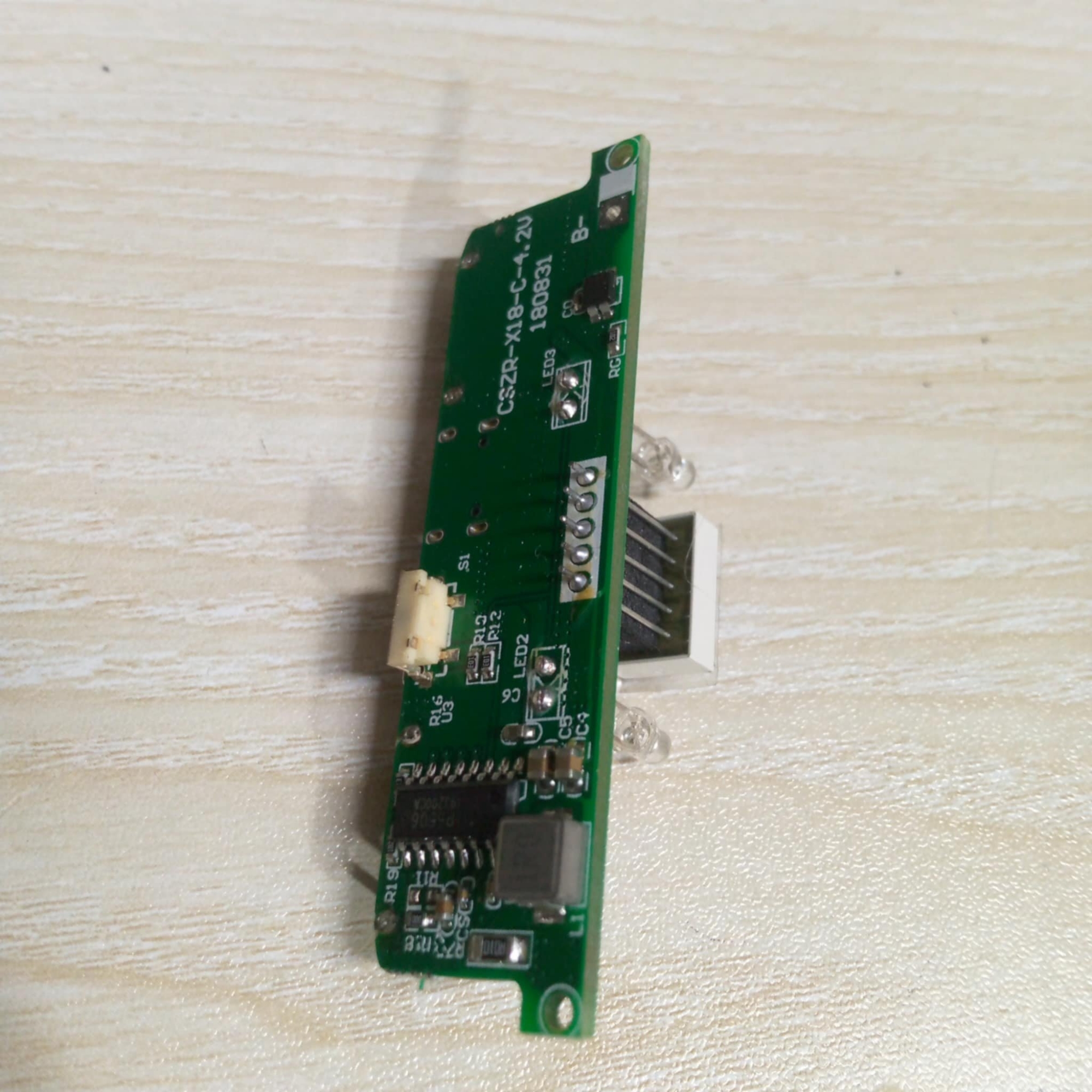 Picture of TYPE C Power Bank Circuit 2 USB With Display Input DC 5V 2A Micro USB & Type-C Port Output DC 5V 2.1A Dual USB Power Bank Circuit For 18650 Battery