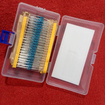Picture of 600Pcs Tolerance 1% 1M 1K, 47K, 470K, 10K, 20K, 22OHM  30 Values Resistor Carbon Film Resistor 1/4W Resistance 2 Pin Leads With Storage Box