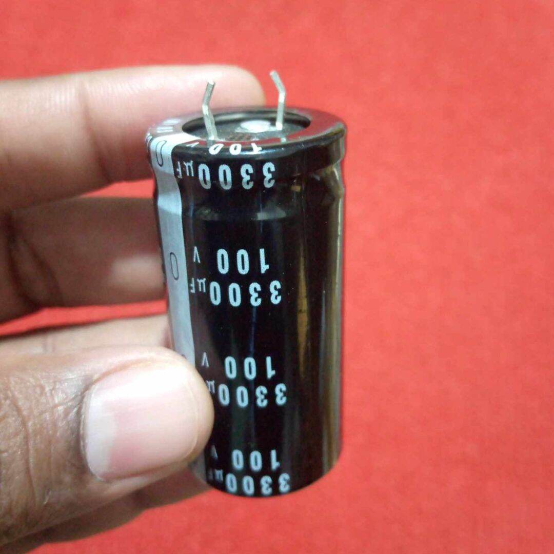 Picture of Electrolytic Capacitor 3300uF 100V Radial Polarized Aluminum Electrolytic Capacitor
