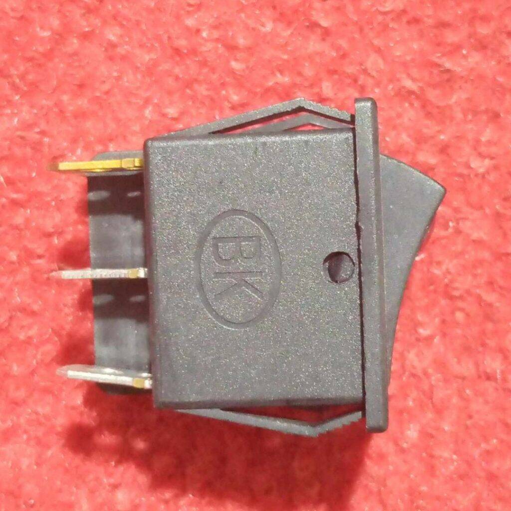 Picture of Double Switch 6 Pin On-Off 250VAC 16Amp For Radiators, Heaters & General Purpose