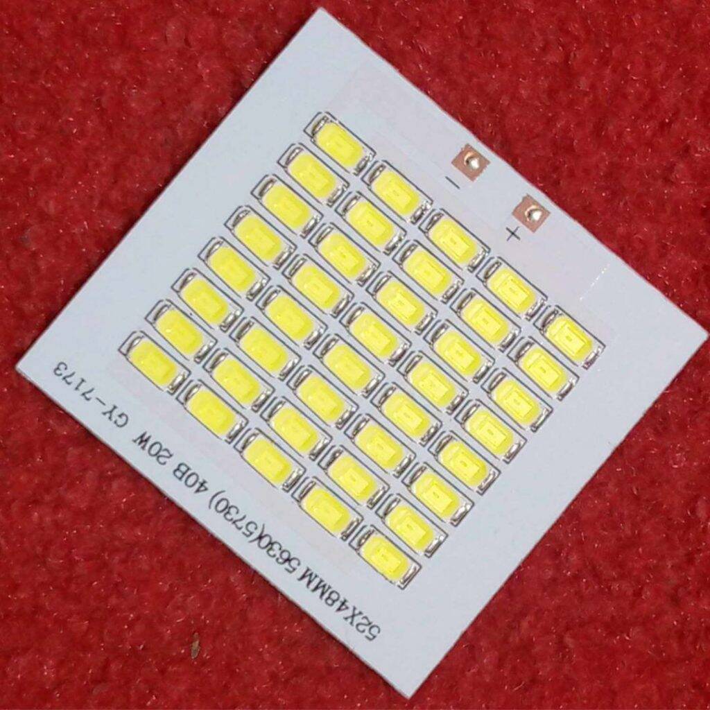 Picture of 20W DC 3.7V  LED GY-7173  WHITE Color Light Bulbs 52x48mm 40 Pcs SMD LED White LED Light Bulbs 4V LED Light 3.7V LED Light 20W LED Light For 3.7V Battery