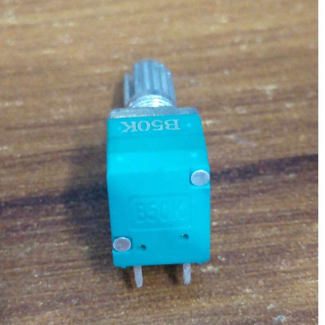 Picture of RV09 9mm Square Stereo 50K Linear Potentiometer With Spline Shaft Vertical 5 Pin Rotary Stereo Volume Control B503 Potentiometer