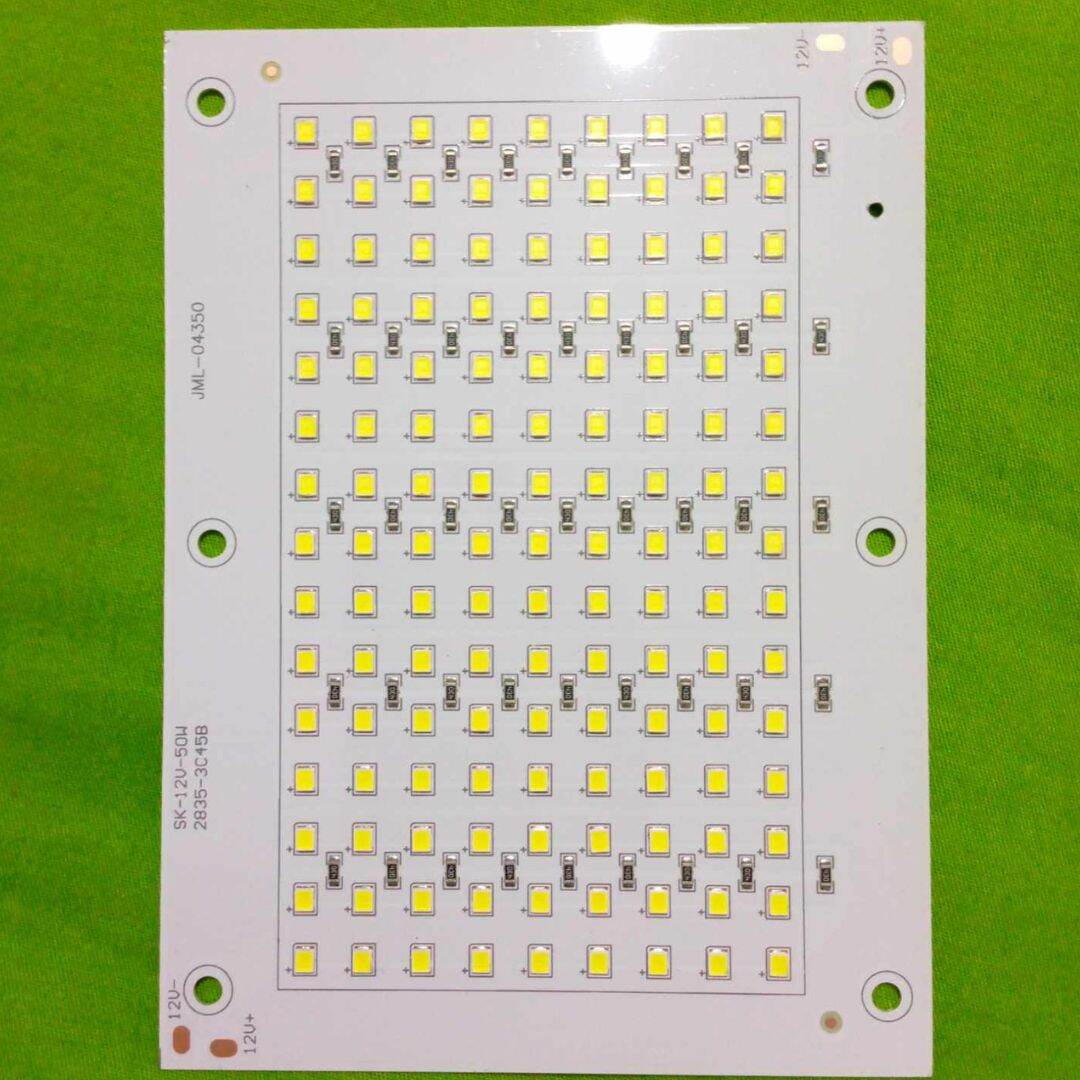 Picture of SK-12V-50W Direct 12V Solar LED Light White Color 150x110mm 135 Pcs LED DC 12V LED Light 50W White LED 12V Battery Light Bulbs 50W LED Light 12V Battery Light