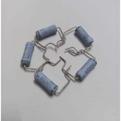 Picture of 5Pcs 3W 1K Ohm Resistor Metal Oxide Film Resistors Flameproof Power 3 Watt 1K Ohm Metal Oxide Resistors 5% Tolerance Passive Components