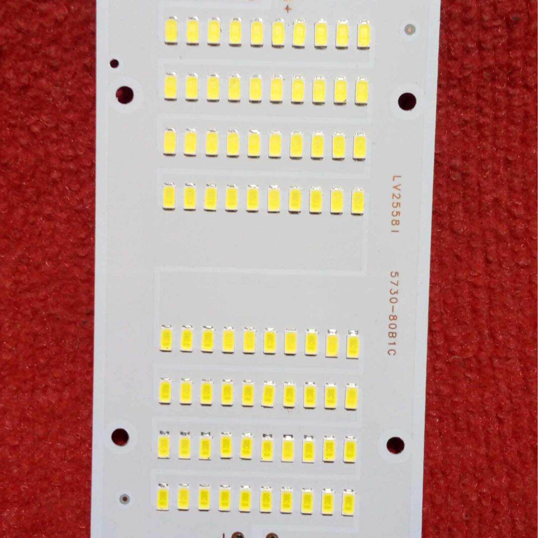 Picture of 4V 40W WHITE Color 3.7V 4V 40Watt LV25581 LED Light Bulbs 130x75mm 80Pcs SMD LED White