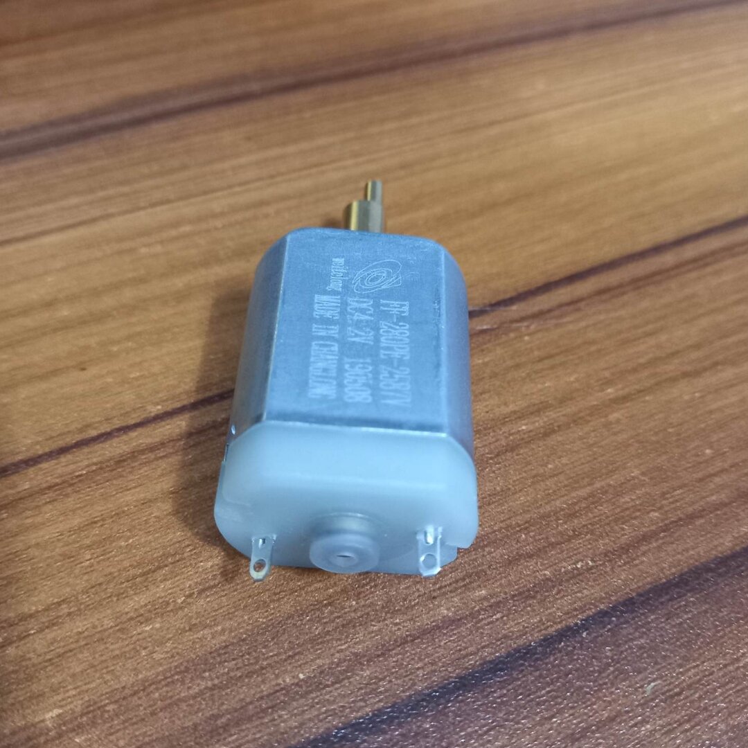 Picture of FF-280 280 Trimmer Motor 1.2V 3.7V 4.2V 8000RPM DC Trimmer Motor Small Motor High Speed DIY Electric Clippers Motor For Electric Trimmer Motor Tools Sets
