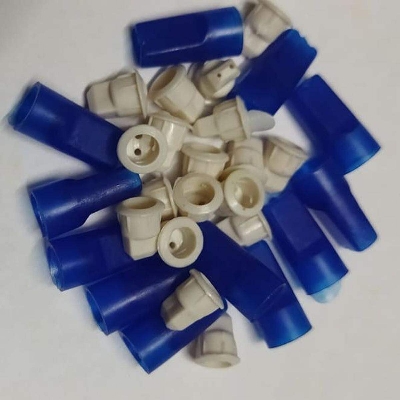 Picture of 50Pcs BLUE 5mm Plastic LED Holder 5mm Series Light Holder Blue 5mm Round LED Light Emitting Diode Basic Blue Light Bulbs Cover For Decoration Light Party