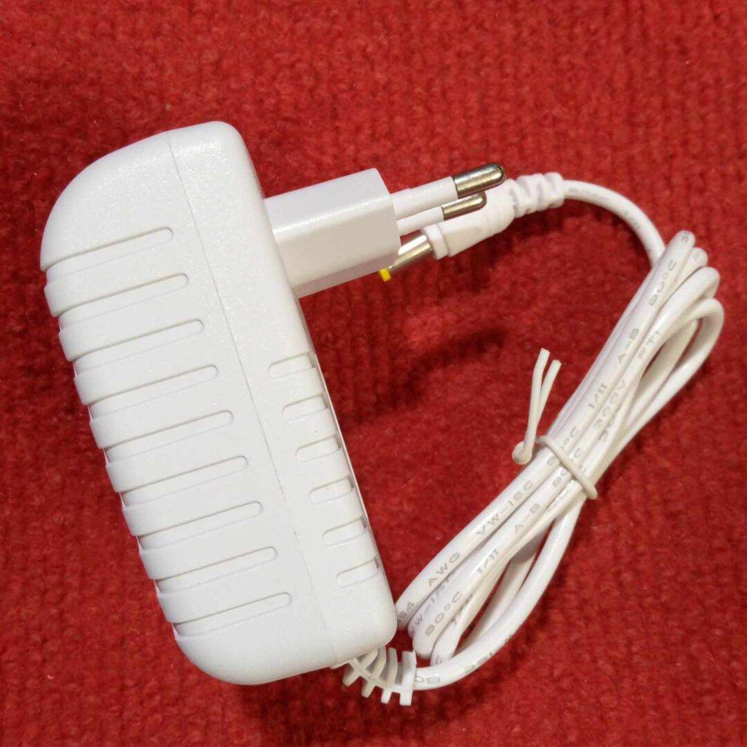 Picture of 12V 2A White AC 220V To DC 12V 2A Power Supply Adapters Chargers 12V 2Amp Chargers Adaptors - Multi Plug