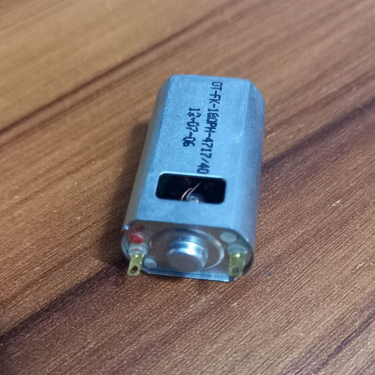 Picture of Quirky Finds - 180 High Speed Motor Strong Magnetic Carbon Brushed 180 Engine DC 3.7V 4.2V 6V Motor High Torque 30000RPM For Plane