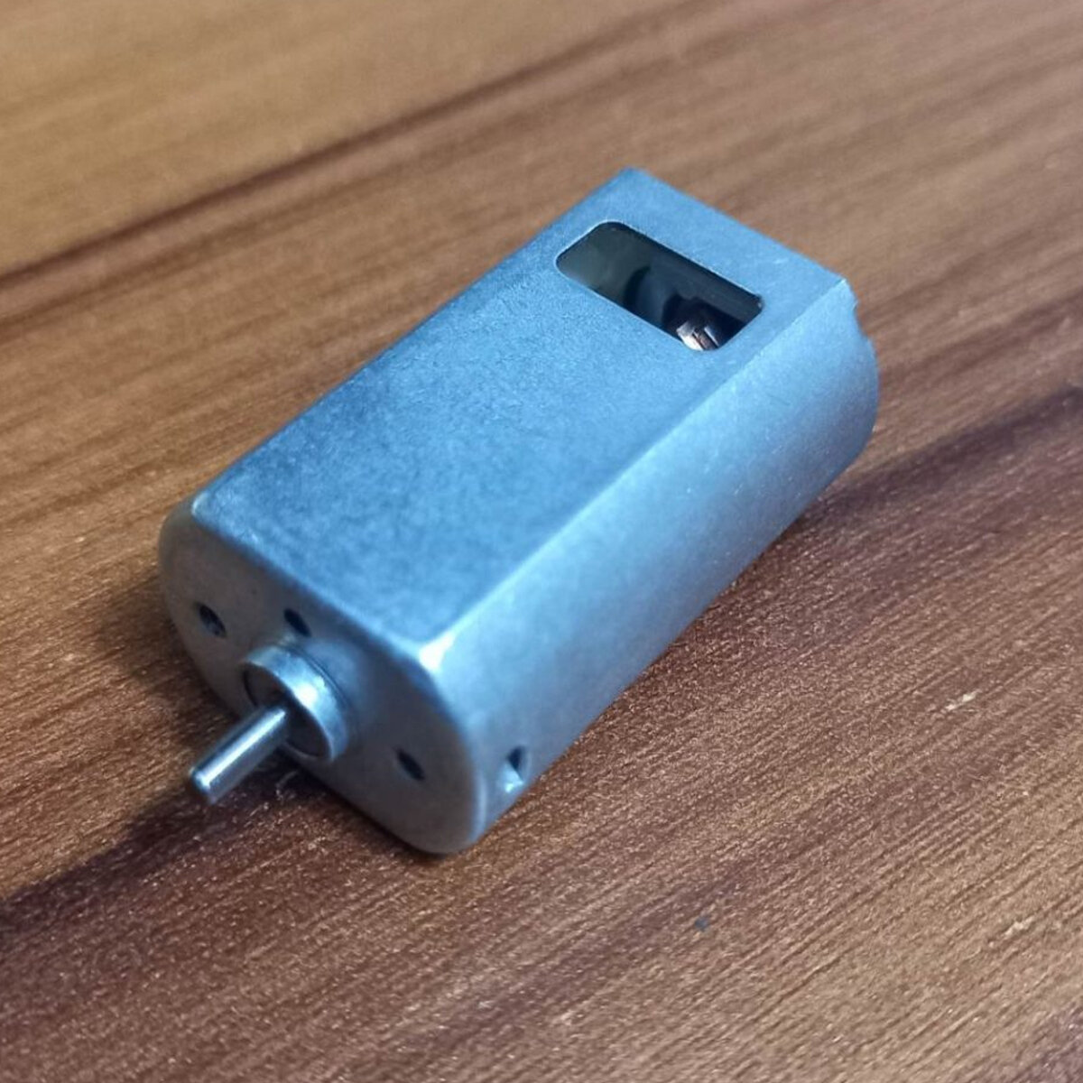 Picture of Quirky Finds - 180 High Speed Motor Strong Magnetic Carbon Brushed 180 Engine DC 3.7V 4.2V 6V Motor High Torque 30000RPM For Plane