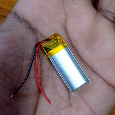 Picture of Bluetooth Headphone Battery 3.7V Size 30x10x5mm Lithium Polymer Rechargeable Lipo Battery