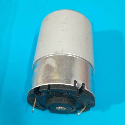 Picture of 50W 555 Generator Motor DC 220V 240V Dynamo Generator Motor With D25XB80 25A Bridge Rectifier