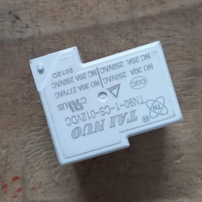 Picture of White Bang Relay TAI-NUO T90-1-CS-012VAC DC12V 30A 250VAC 6 Pin SPDT Relay PCB Mount Auto Universal Power Relays DC 12V Relay Switches