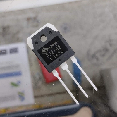 Picture of D92-02 Rectifier Diode Fast Recovery Diode D92 02 Diode MOSFET Transistor 200V 20A TO-3P D9202 Diode 3 Pin Leads