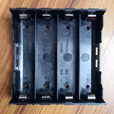 Picture of 4 TANK 18650 PC8 PCB Mounting Type Rechargeable Battery Holder Four Cell Plastic Storage Box Case With Leads 18650 Model Batteries Fit Series-Parallel Connections