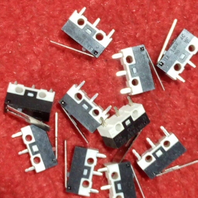 Picture of 20PCS - 1A Limit Switch 3 Pin 1A 125VAC SPDT 3 Pin 13mm Long Straight Hinge Lever Arm Switch Micro Limit Switch