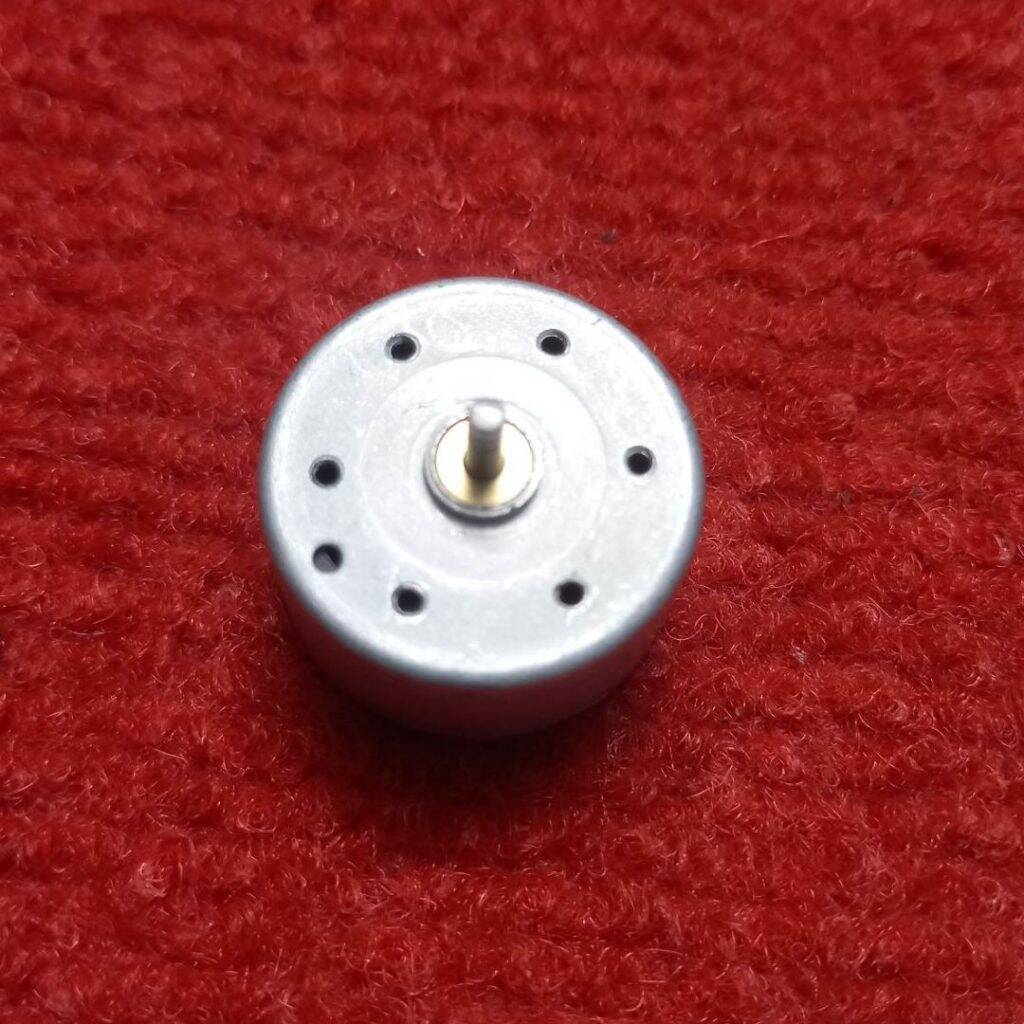 Picture of 310 Small Micro Motor 310 DC 3.7V 4V 1000RPM For Toy DC Fan Electric Motor Bicycle Mini Drill Household Hair Dryer Electric Tools Sets