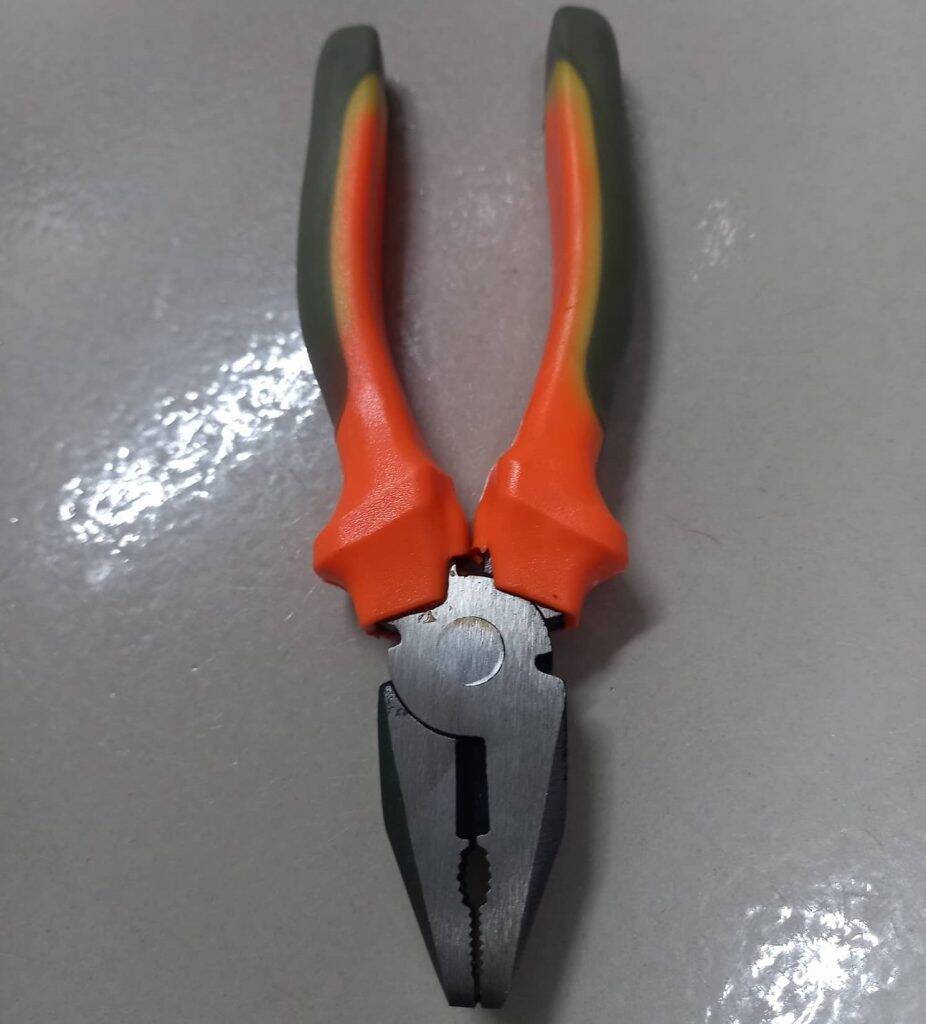 Picture of Low Price 6 Inch Pliers 160mm Long Combination Plier Carbon Steel Handles Grip Hand Pliers Tools Sets