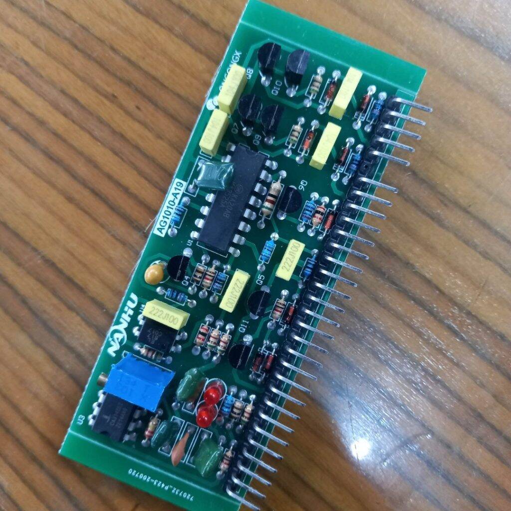 Picture of 3525 IC Welding Machine Inverter Circuit 220V 200A 3525 Control CARD Three Phase Circuit Welding Equipment Spot Mini Welder Set Pen