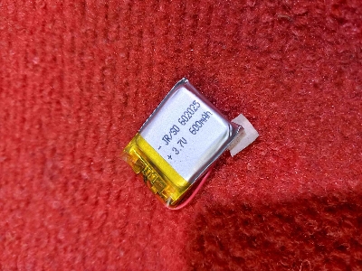 Picture of 600mah 3.7v Smart Bluetooth Rechargeable Battery  600mAh Battery Size 20 x 25 x 6 mm Lithium Polymer For Bluetooth Earphone Battery