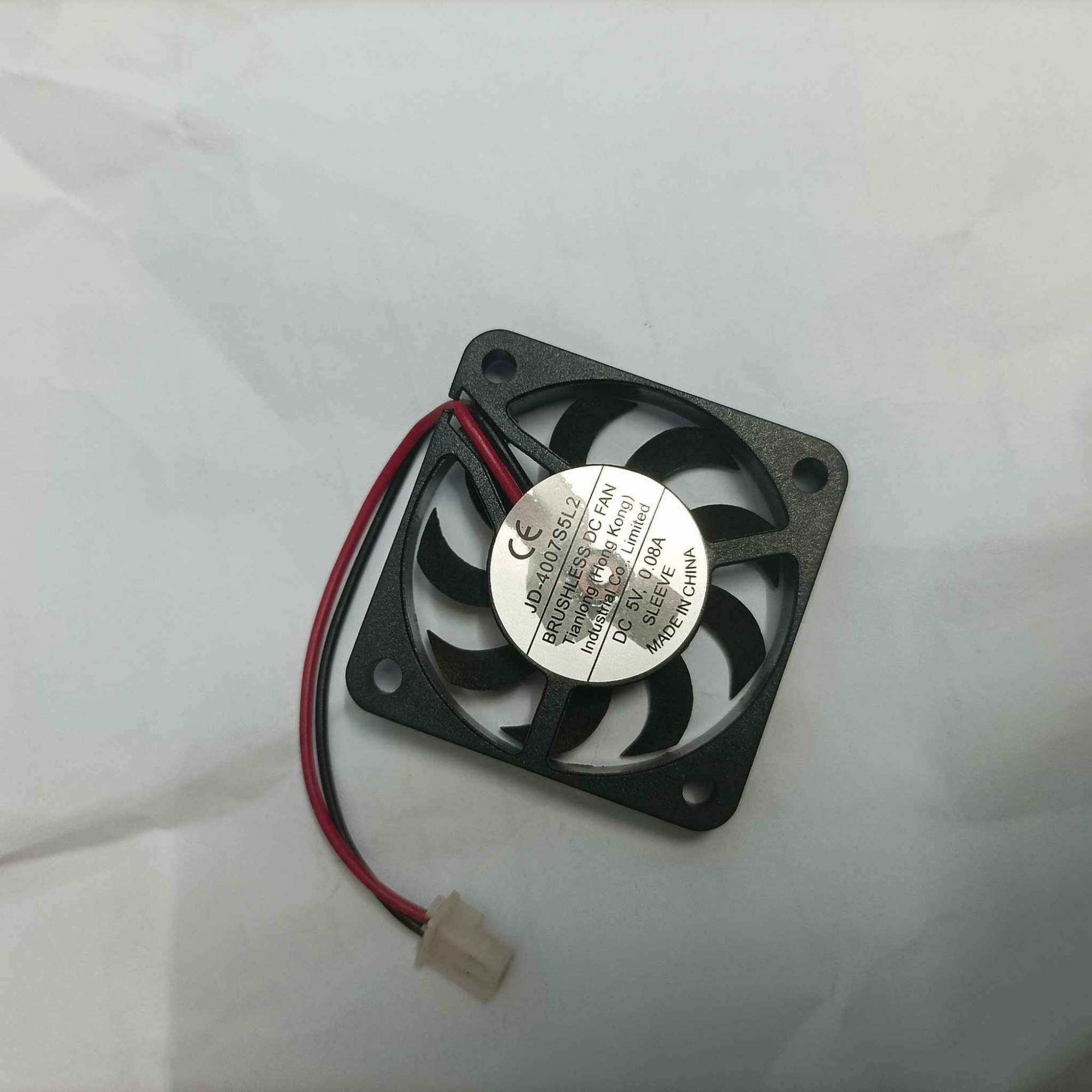 Picture of JD-4007S5L2 5V DC Fan Low Price High Quality 5V Fan 40x40x07mm 5V COOLING Fan 1.5 Inch Cooling Fan 5V DC Fan Sleeve Bearing Lower Noise Level Brushless DC Axial Fans 4007 40mm Mini Fans