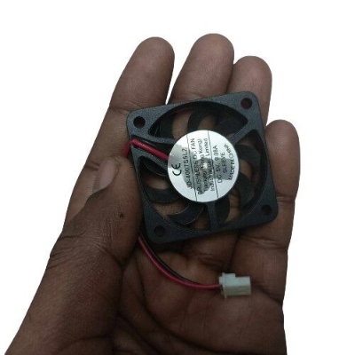 Picture of JD-4007S5L2 5V DC Fan Low Price High Quality 5V Fan 40x40x07mm 5V COOLING Fan 1.5 Inch Cooling Fan 5V DC Fan Sleeve Bearing Lower Noise Level Brushless DC Axial Fans 4007 40mm Mini Fans