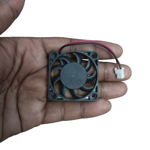 Picture of JD-4007S5L2 5V DC Fan Low Price High Quality 5V Fan 40x40x07mm 5V COOLING Fan 1.5 Inch Cooling Fan 5V DC Fan Sleeve Bearing Lower Noise Level Brushless DC Axial Fans 4007 40mm Mini Fans