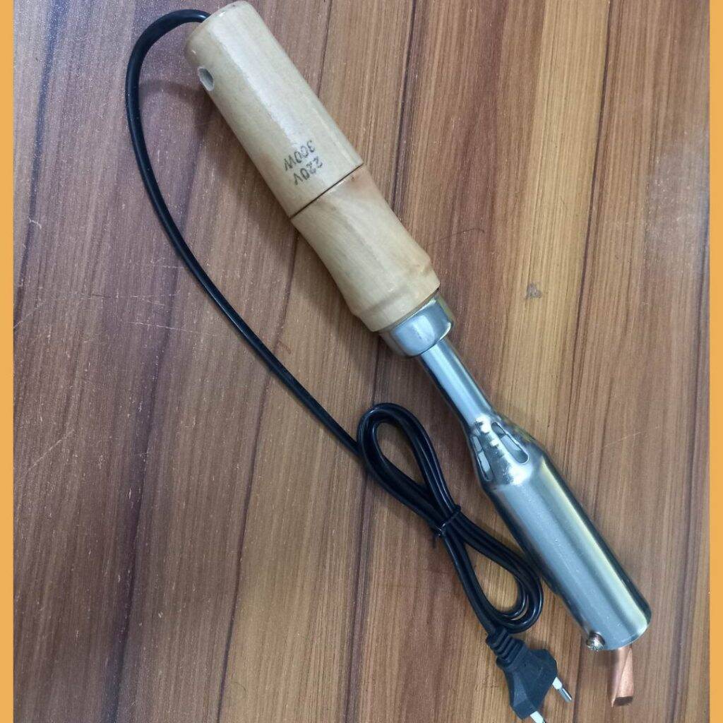 Picture of 300W TLW-300 Industrial Soldering Iron 300W 220V Soldering Iron Tatal Iron Heavy Heating 300W Soldering Iron 17mm Tip Nozzle 300W Tatal Tools Electric Rework Station Wooden Handle