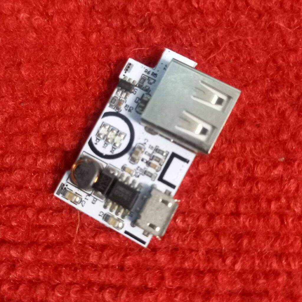 Picture of WHITE 5V 1A Micro USB With Current Protection Charger Circuit DC DC Step Up Boost Converter Adapters Module 18650 Battery Charging Circuit 5V Power Bank Circuit