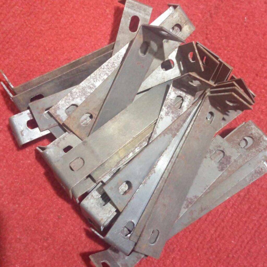 Picture of 1KG BANLA Metal Steel 5.25 Inch Lamination Bracket Transformer Clamp For Power Transformer EI Transformer 5.25 Transformer Core Bracket