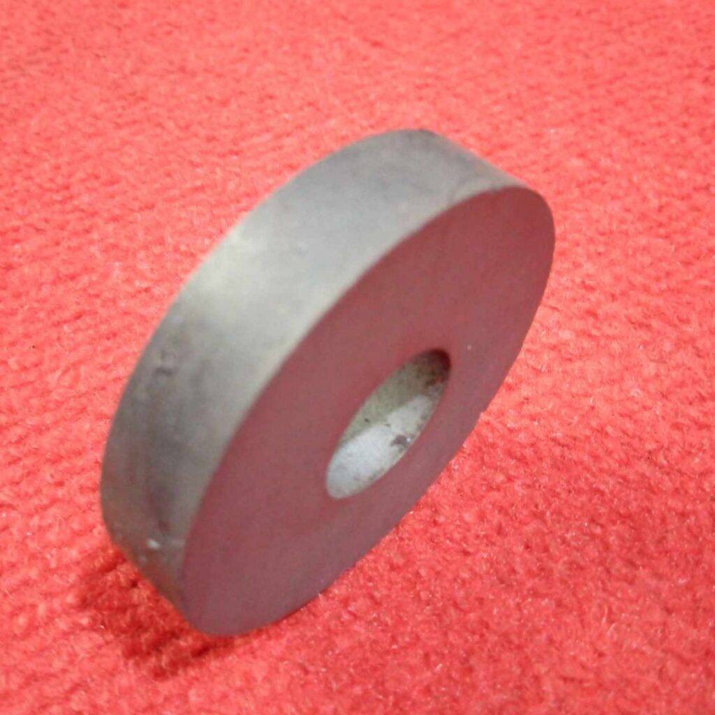 Picture of BLACK 60mm RING MAGNETS 60x13mm Ring Magnets 60mm Magnet Multipurpose Permanent Round Ring Magnet Permanent Magnet