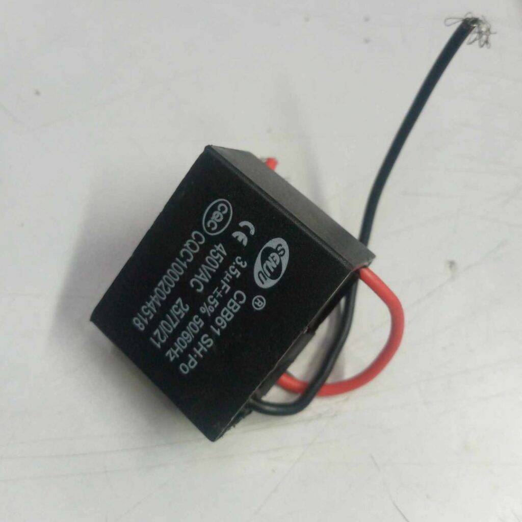 Picture of CBB61 Ceiling Fan Capacitor 3.5uF 450V AC 50/60Hz With Cables 450V Capacitor CBB61 Fan Capacitor 3.5uF Capacitor 450V Ceiling Fan Capacitor For Electric Fan Capacitor 
