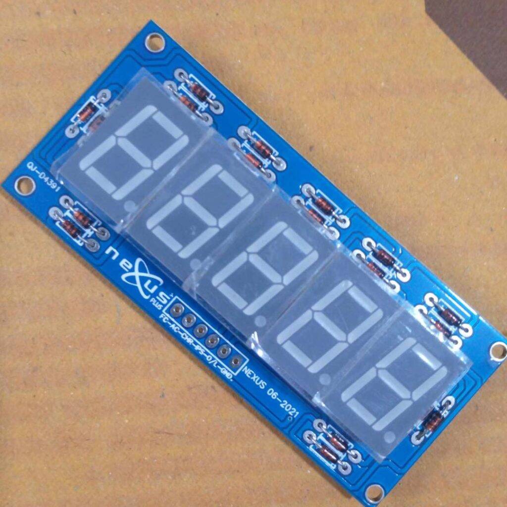Picture of Chinese IPS Display 5 Digit 0.56 Inch 7 Segment Display For IPS Inverter Circuit Chinese Circuit IPS Digital Display Without Cables