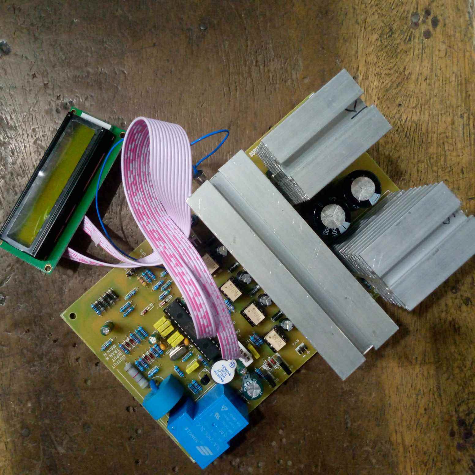 Picture of DSP Pure Sine Wave Complete Board 12 Transistor DSPIC30F2010 Pure Sine Wave Fiber Copper Clad Board DC 12V To 280V AC 1000VA 1200W