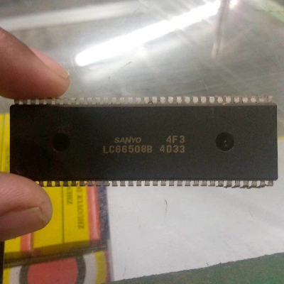 Picture of LC66508B SANYO 4 Bit DIP-64 CMOS Single Chip Microcontroller IC