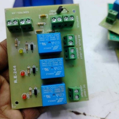 Picture of 12V Battery Incubator AC DC Line Changer Controller Circuit