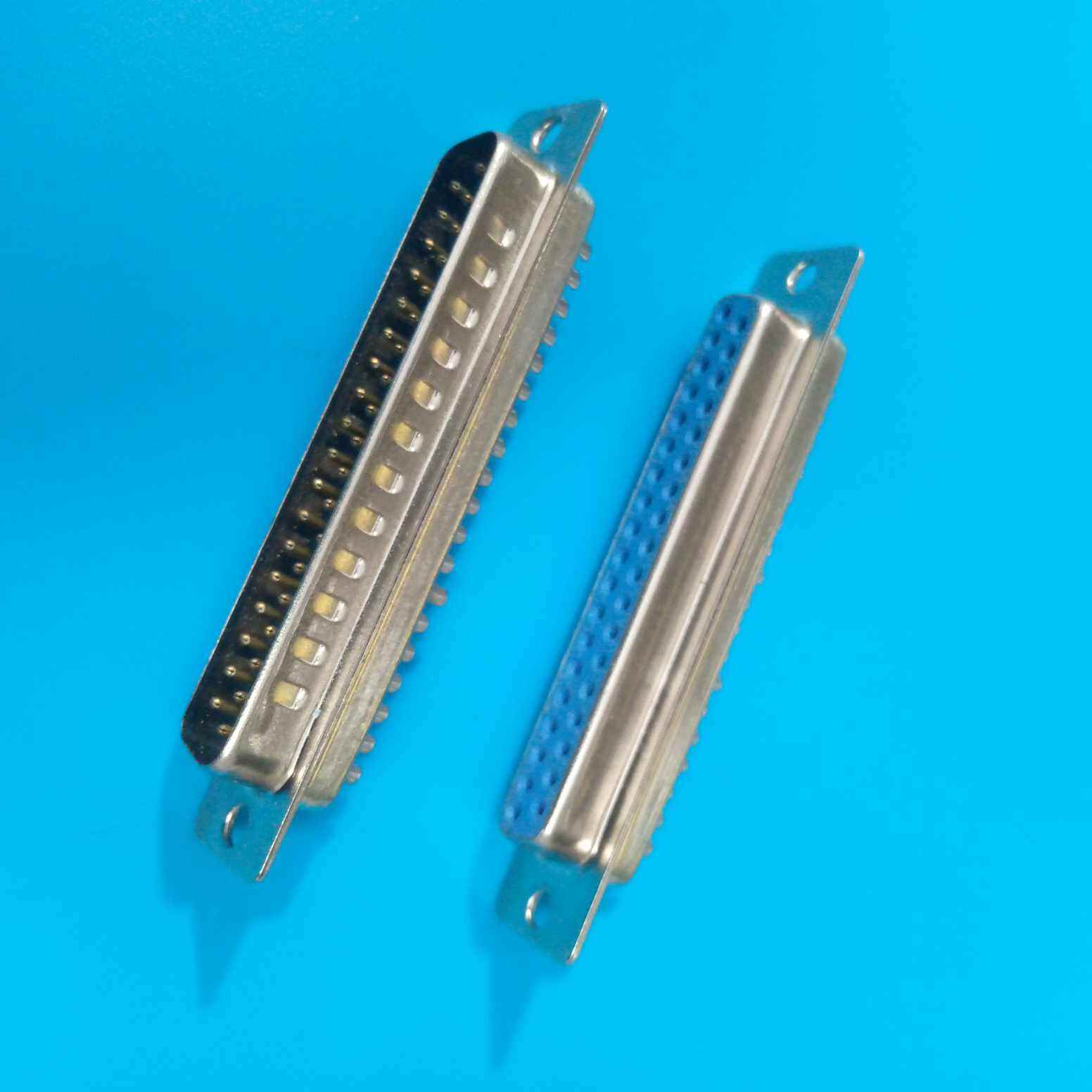 Picture of DB37 MALE & FEMALE 2 Rows 37 Pin VGA Plug Connector